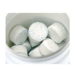 Multichlor - Zwalcza Glony I Dezynfekuje Wodę Basenową 1kg (50 X 20g) Target